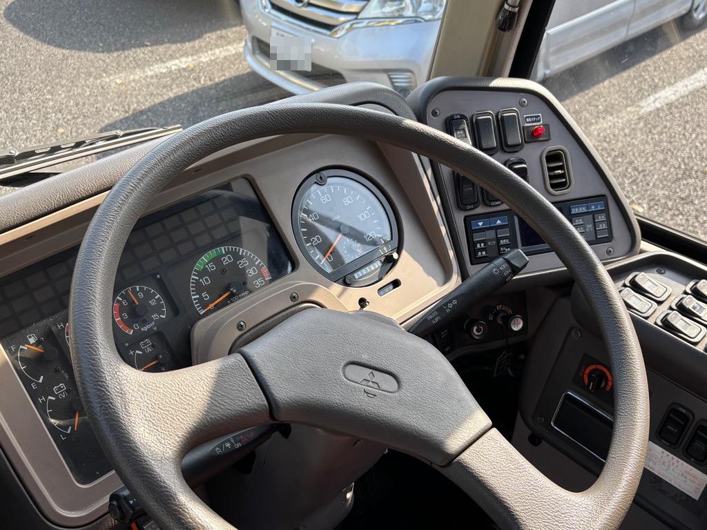 運転席回り